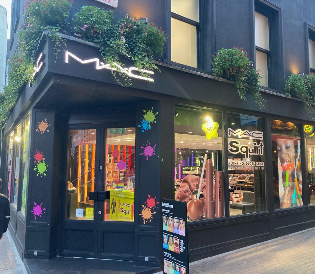 MAC-Cosmetics-London-W1